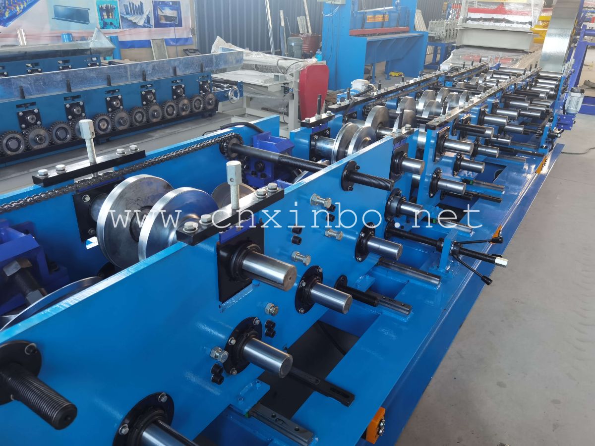 Automatic Interchangeable C/Z Purlin Roll Forming Machine