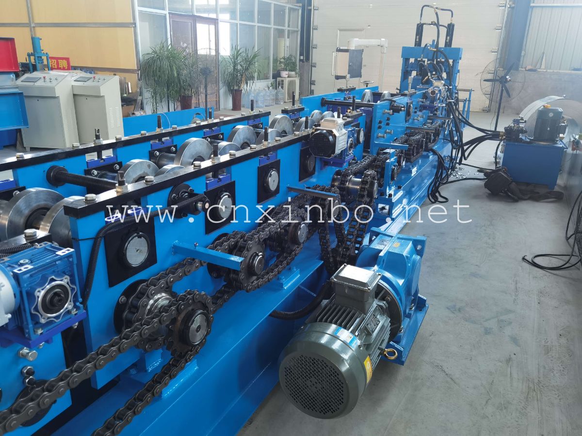 Automatic Interchangeable C/Z Purlin Roll Forming Machine