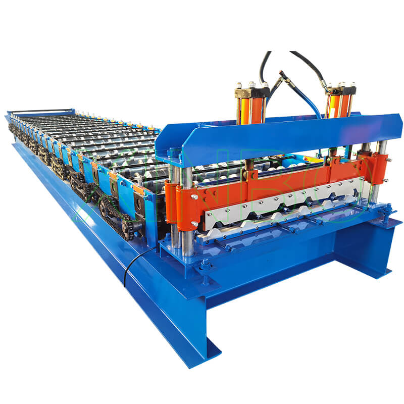 Roof wall panel roll forming machine