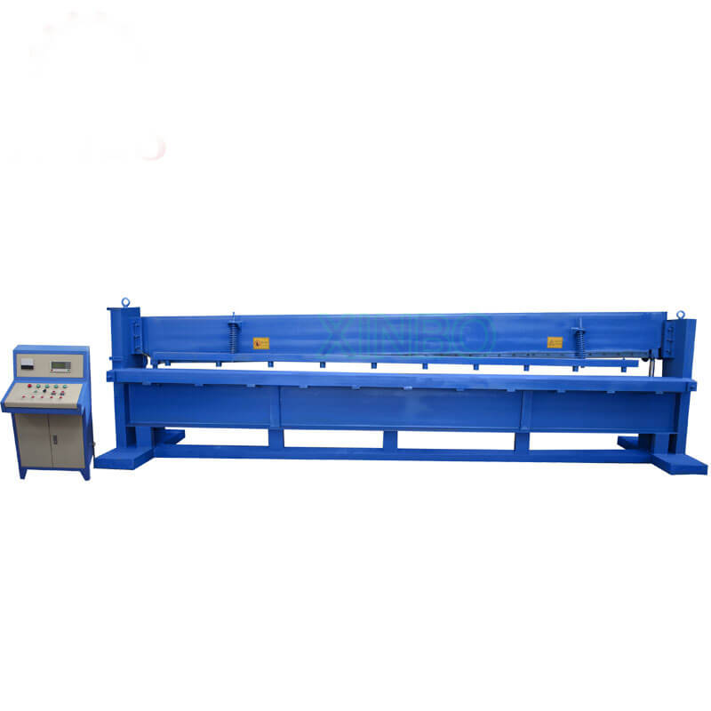 Metal sheet cutting machine