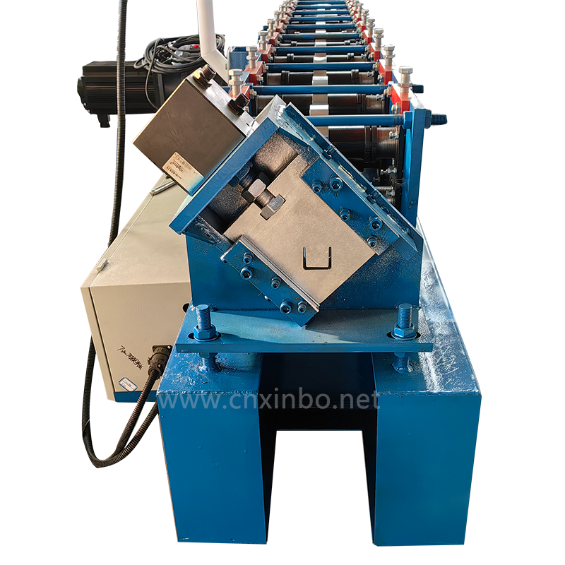 U channel rolling forming machine