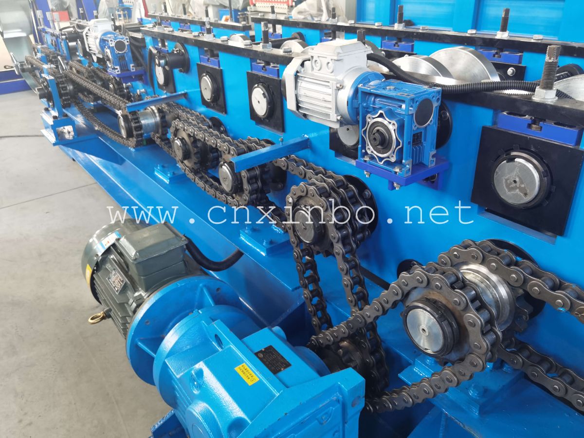 Building material purlin high standard C-beam rolling forming machine Full automatic cold rolling forming machine