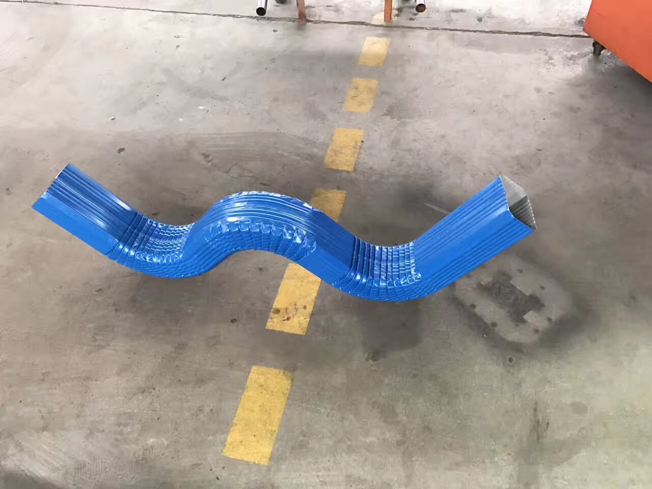 Downpipe and Gutter rolling forming machine