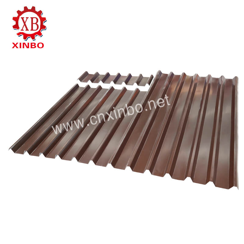 Trapezoidal roof panel roll forming machine