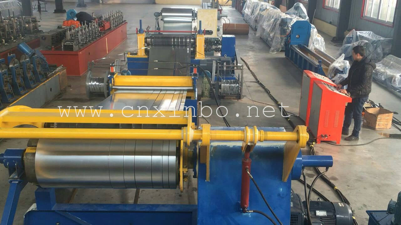 Metal sheet slitting cutting machine