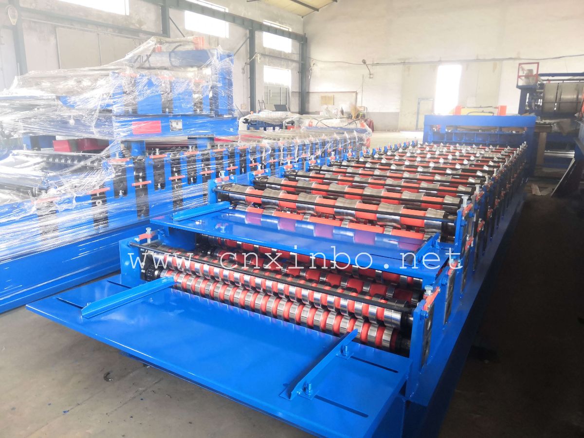 Double layer roof sheet roll forming machine