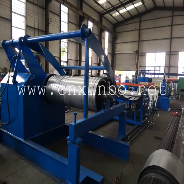 Metal sheet slitting cutting machine