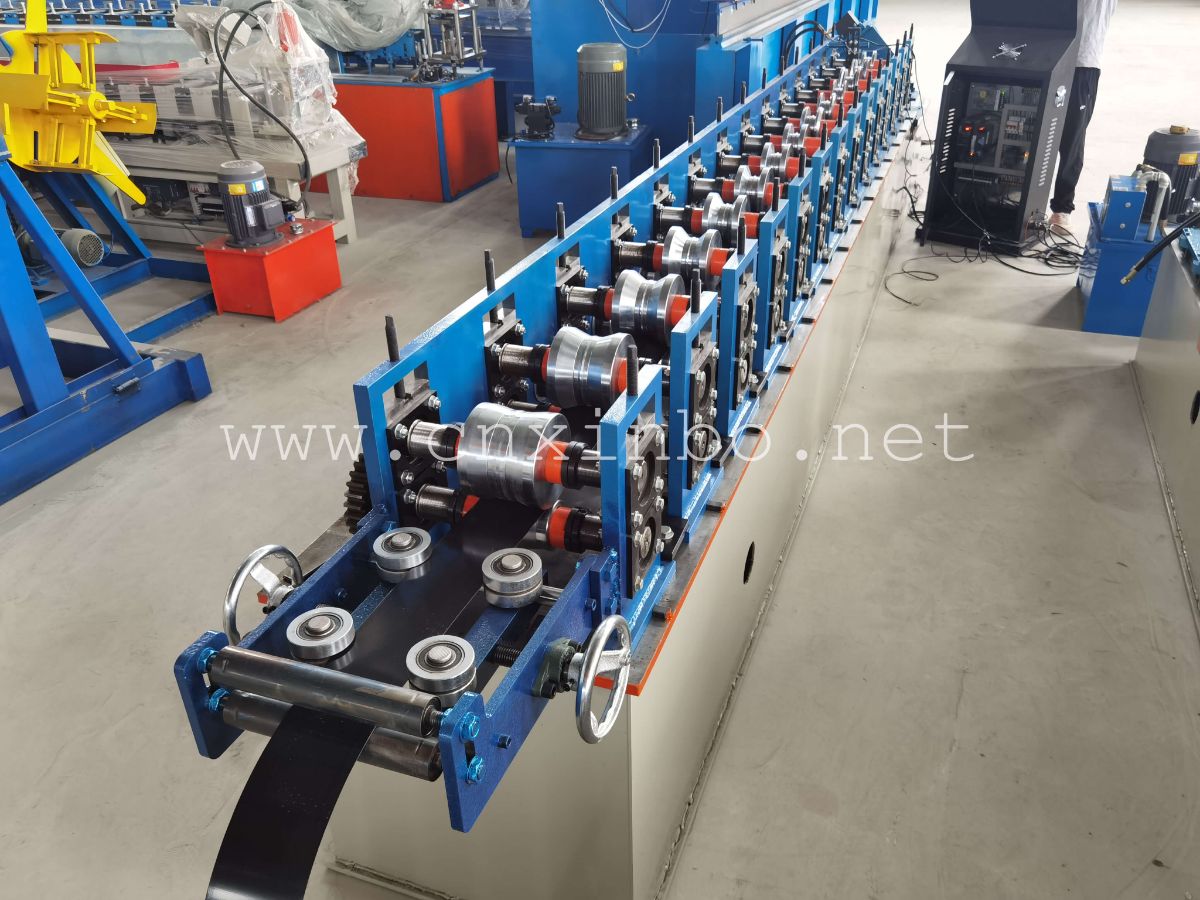 stud and track omega roll forming machine