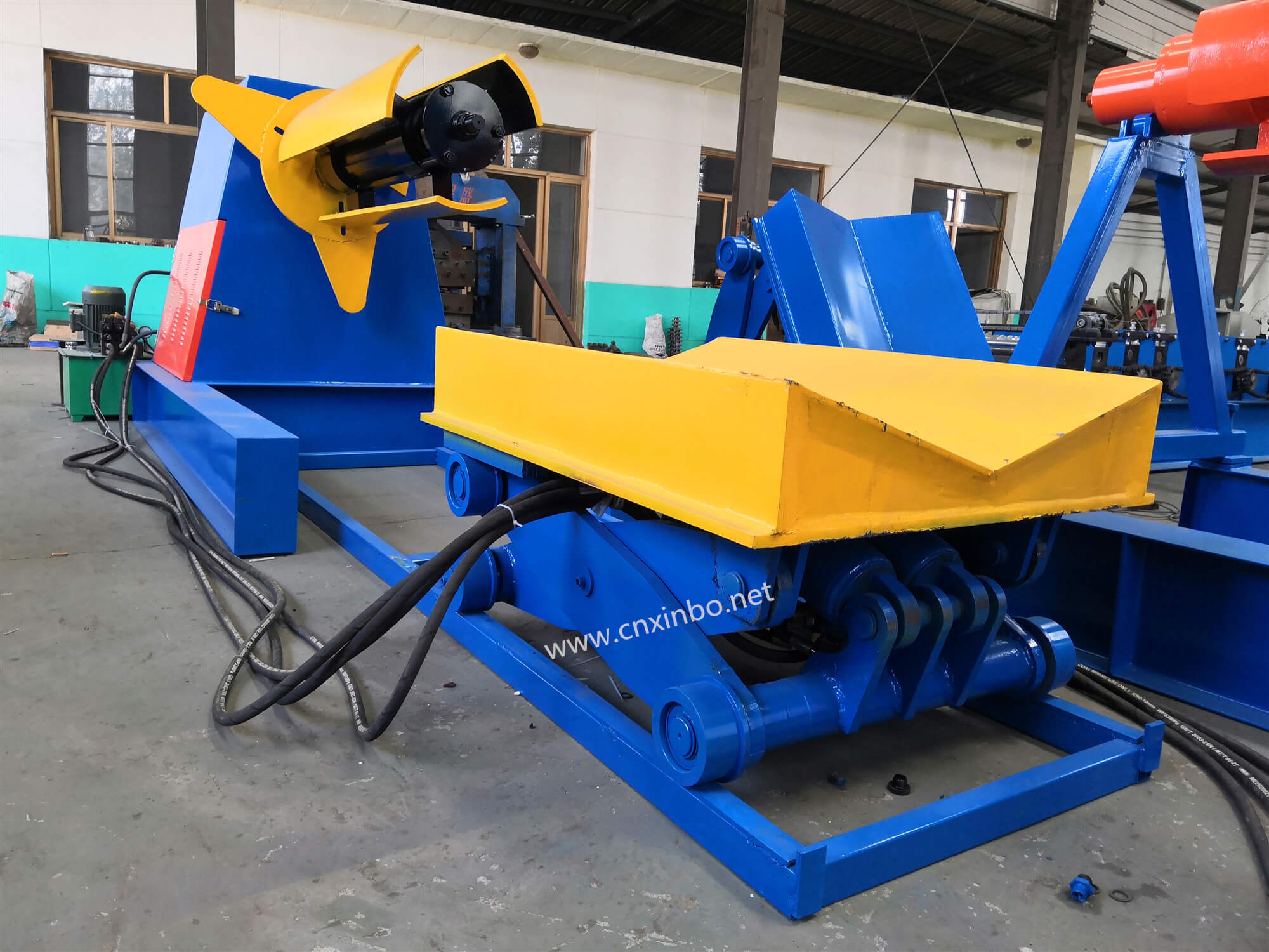 Fully automatic hydraulic decoiler 5 tons, 10 tons and 15 tons optional