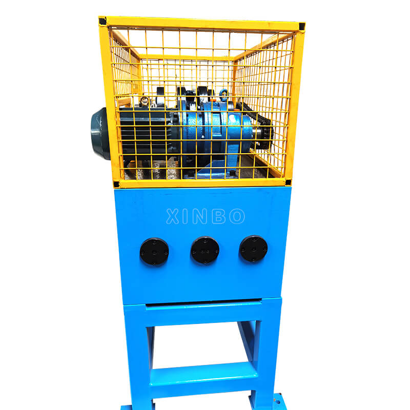 Downpipe roll forming machine