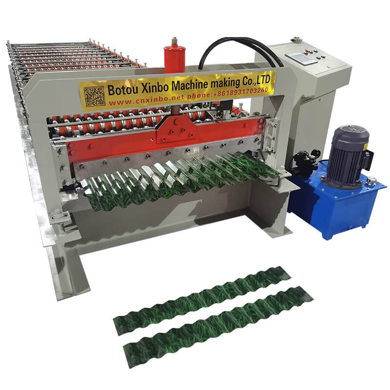 Corrugated panel roll forming machine