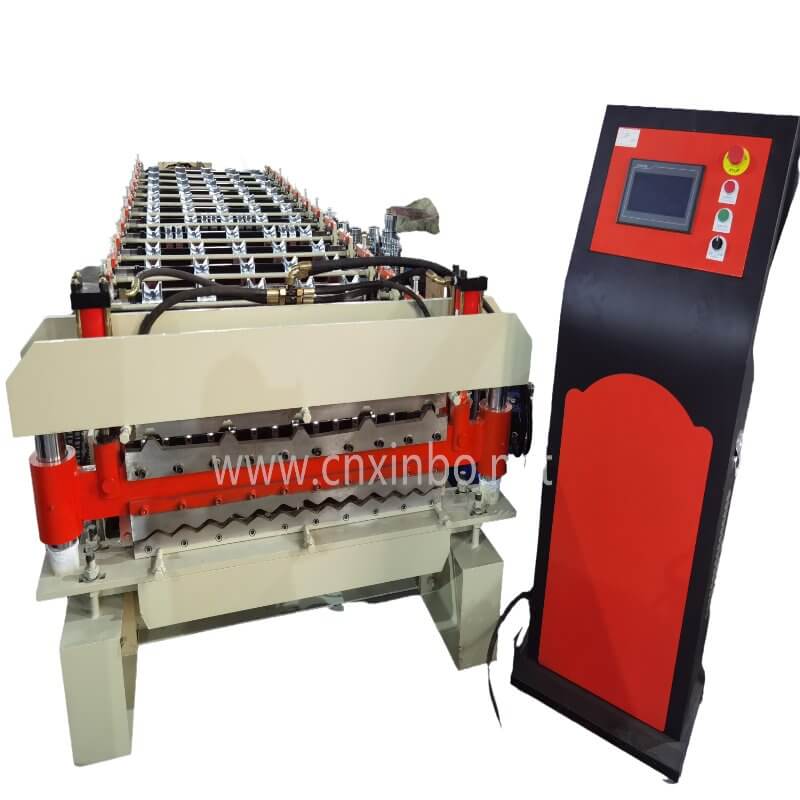 Double layer roof panel machine