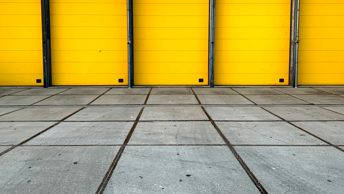 The Process of Creating Metal Roofs for Commercial Use