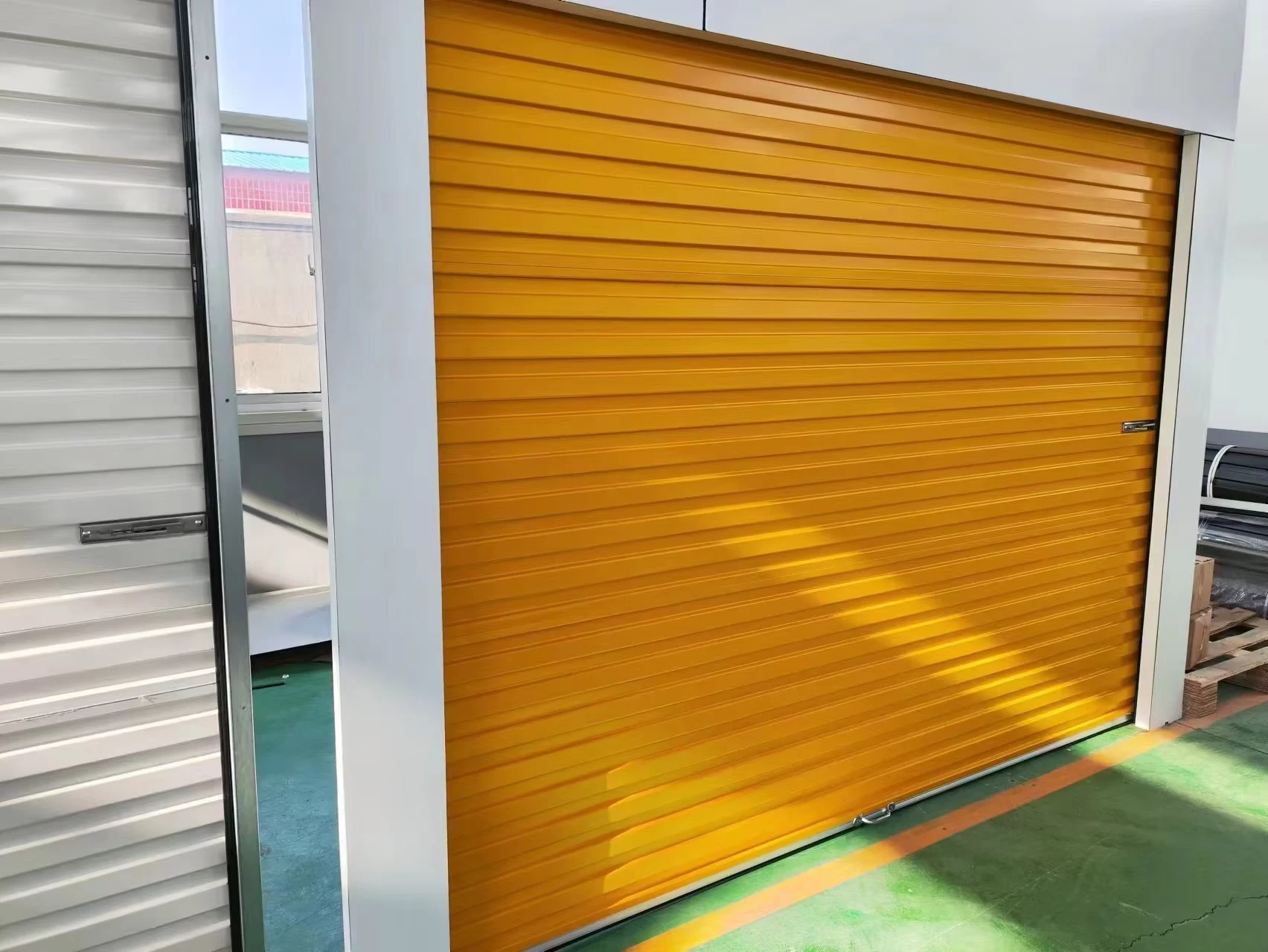 Austria Style Shutter Door Roll Forming Machine OEM ODM