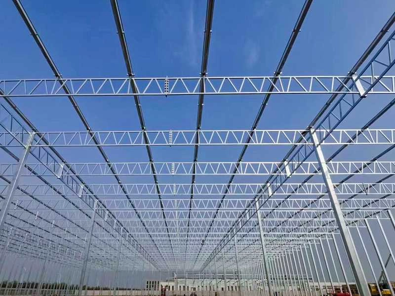 Steel tube structural frame for greenhouse construction